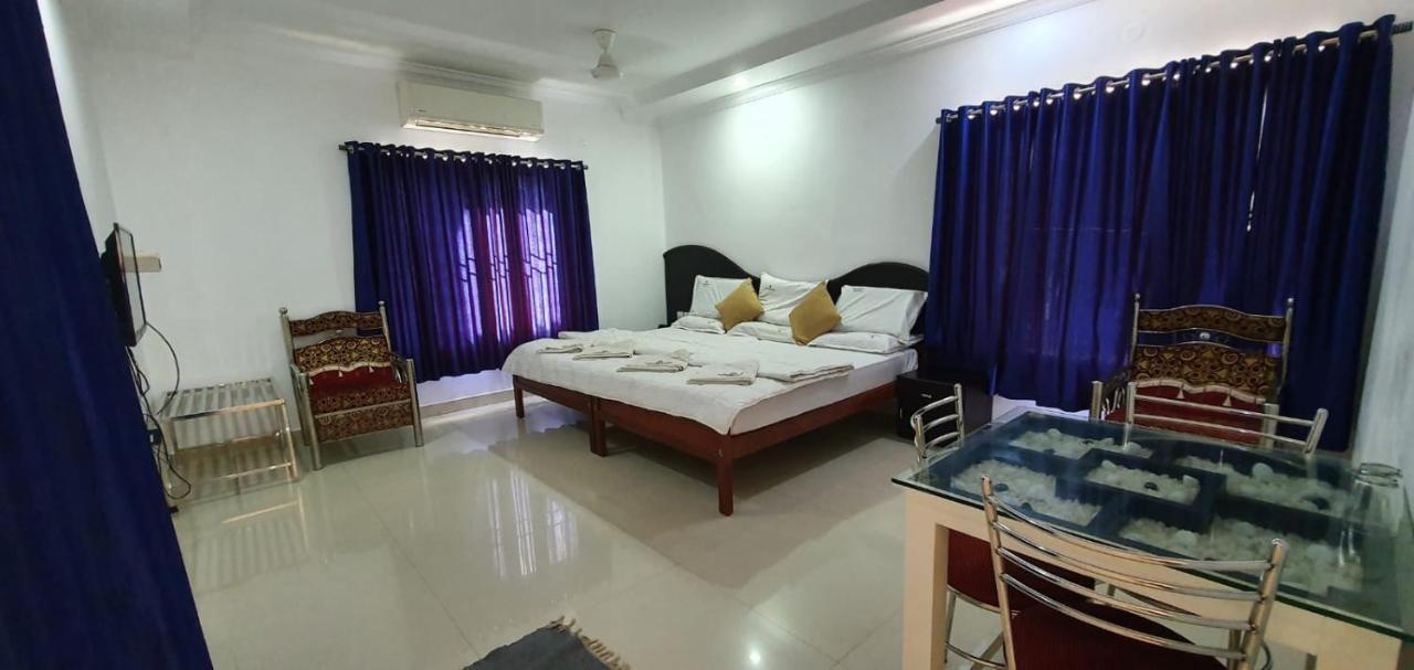 Indraprastha Tourist Home Chottanikara Exterior foto